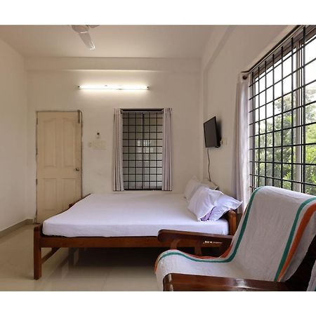 Collection O Ar Square Hotel Thrissur Exterior foto
