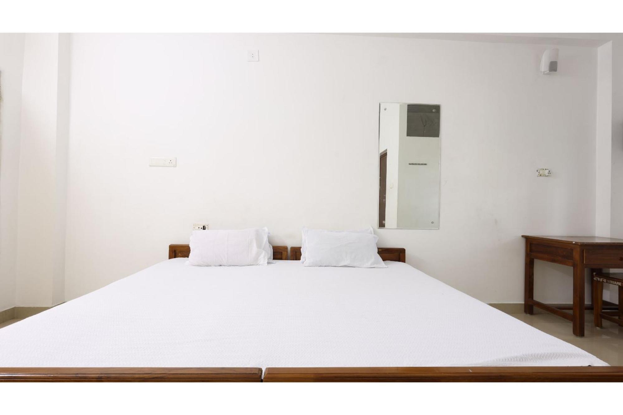 Collection O Ar Square Hotel Thrissur Exterior foto