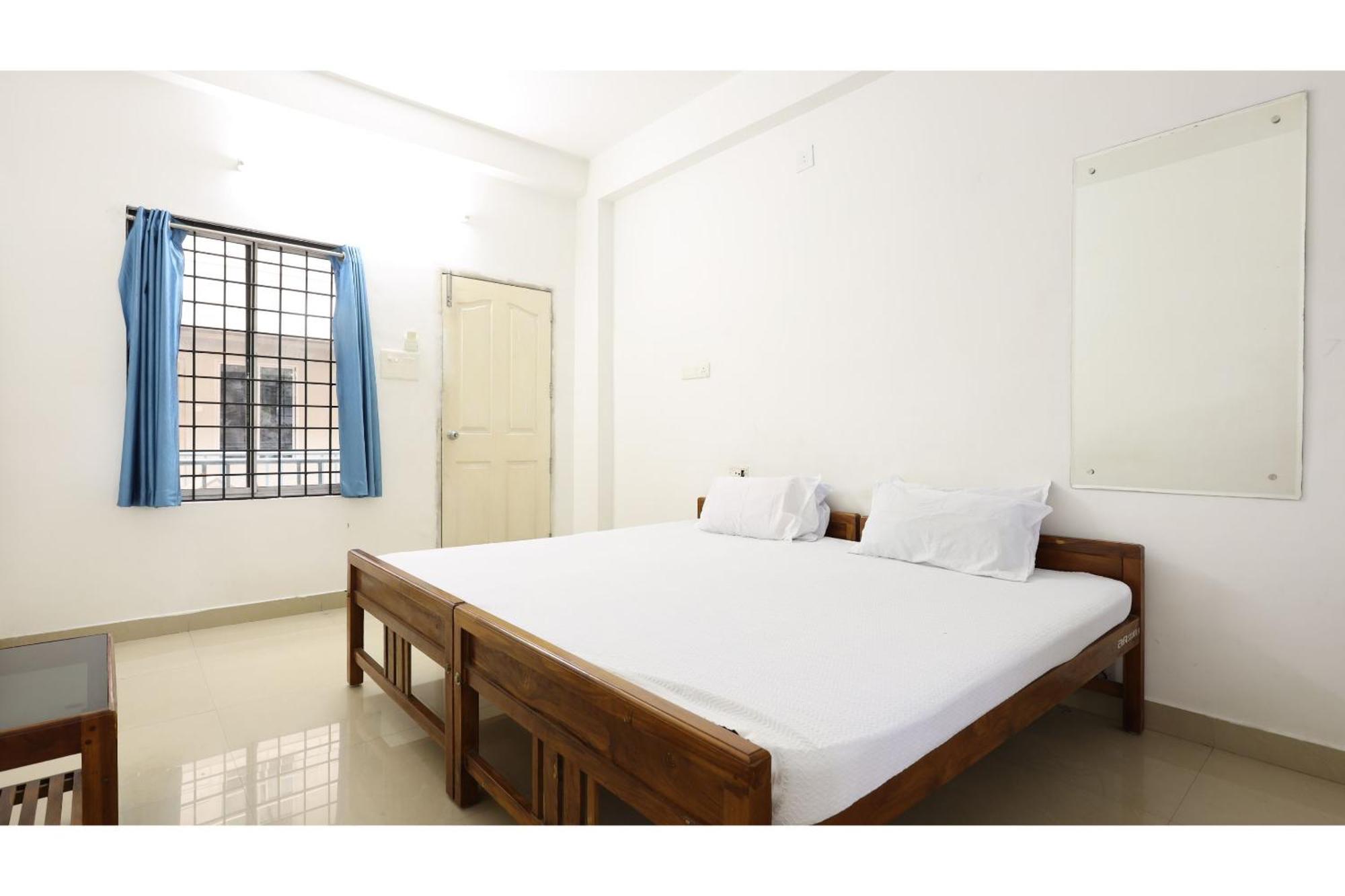 Collection O Ar Square Hotel Thrissur Exterior foto